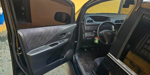 Toyota Ractis 2007 Automatico Naftero 1.5 Full velocidad Máxima 180km/h - Imagen 9